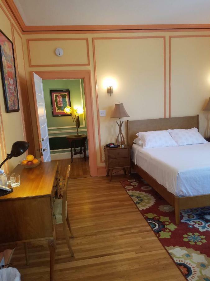 The York Chester Inn Gastonia Bagian luar foto